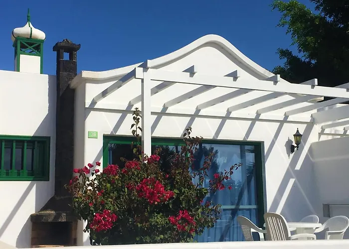 מלון דירות Hyde Park Lane 4*