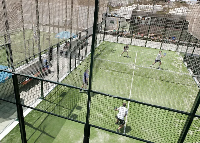 מלון דירות Hyde Park Lane 4*