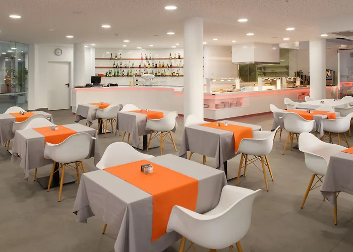 Hyde Park Lane מלון דירות