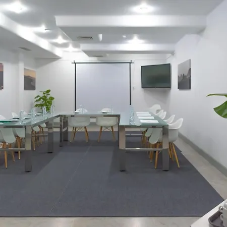 Hyde Park Lane 公寓式酒店