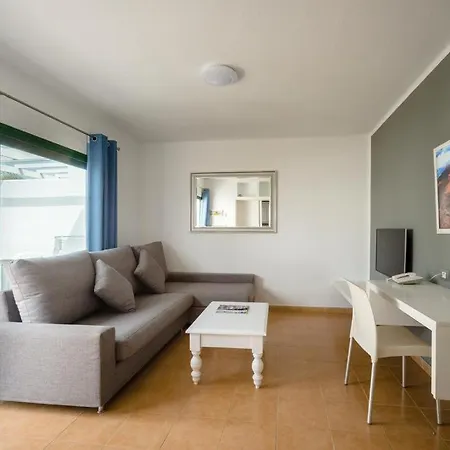 Hyde Park Lane Puerto del Carmen (Lanzarote)